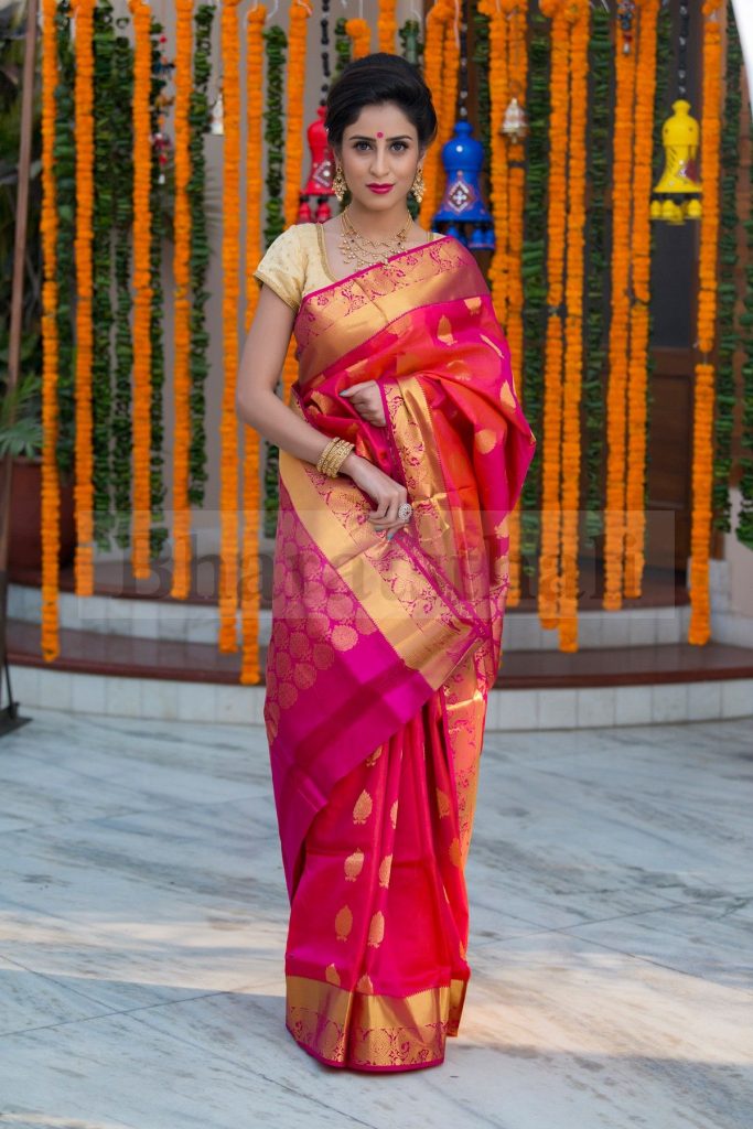 Top 5 Party Wear Sarees Every Fashionista Must Have 
