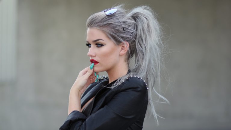 silver style hair color to boost mood
