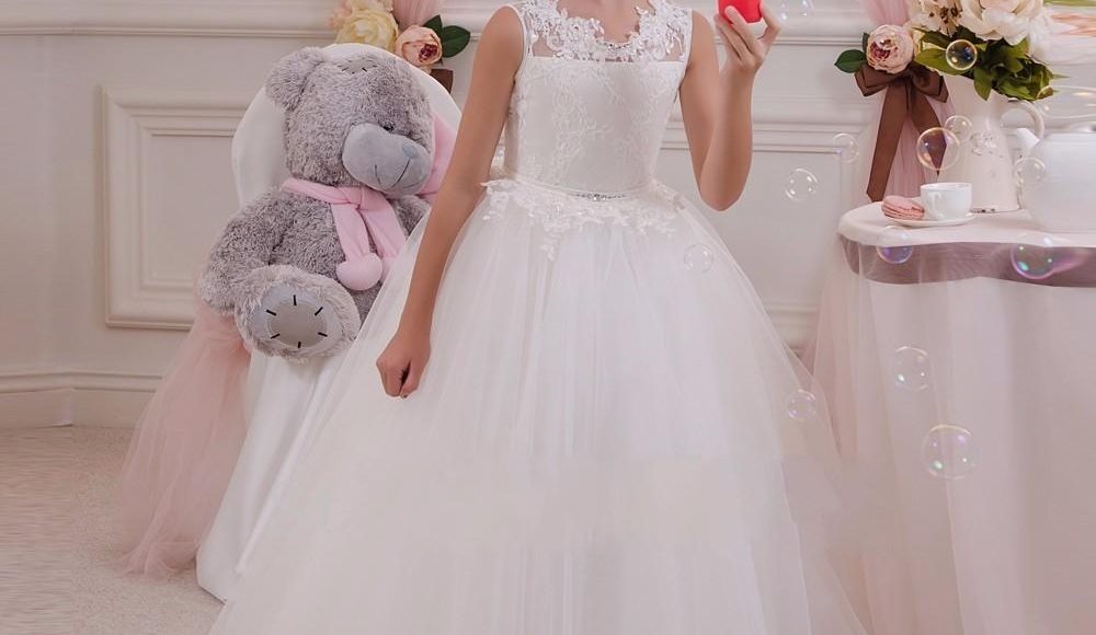 how to find the best communion dress for your little girl